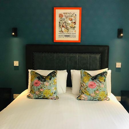 The Gilvenbank Hotel Glenrothes Eksteriør bilde